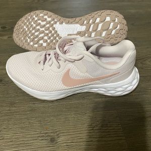 Brand new Nike shoes